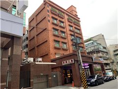 鄰近景上河社區推薦-利通天母大樓，位於台北市士林區